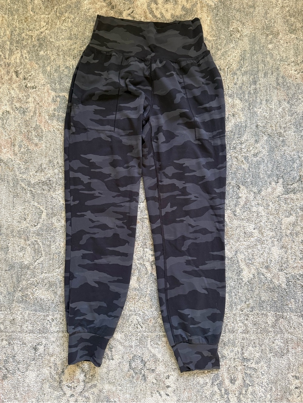 Women’s Athleta Salutation Camo Joggers